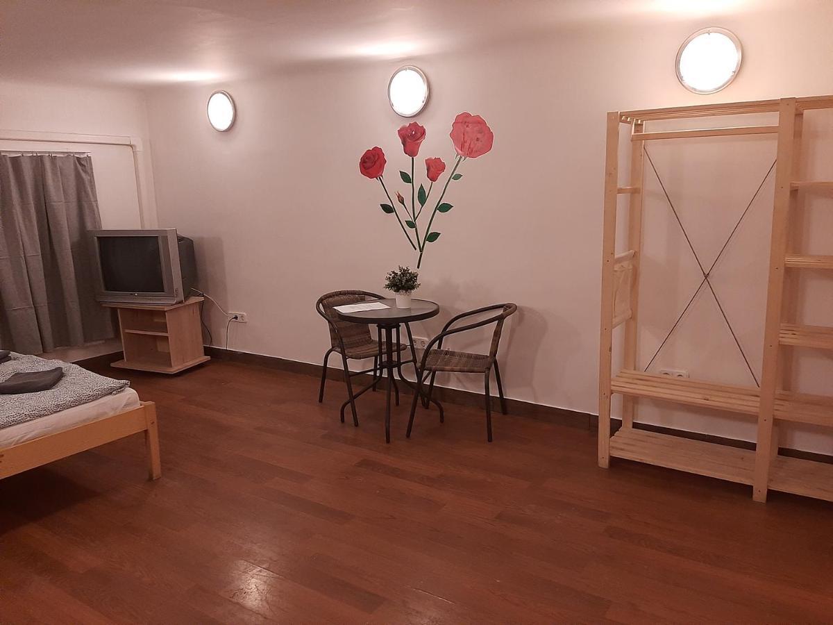 Ferienwohnung Apartman Vorosmarty Budapest Exterior foto